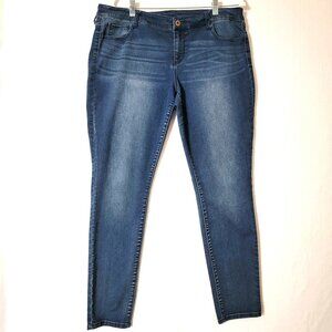 Decree Womens Jeans Size 17Junior Blue Denim Whiskered Skinny Low Rise
